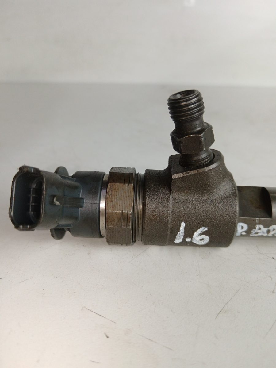 Inyector Peugeot Expert Kombi 1995-2004 1.9 Turbodiesel 1.9L 68kW 0445110566