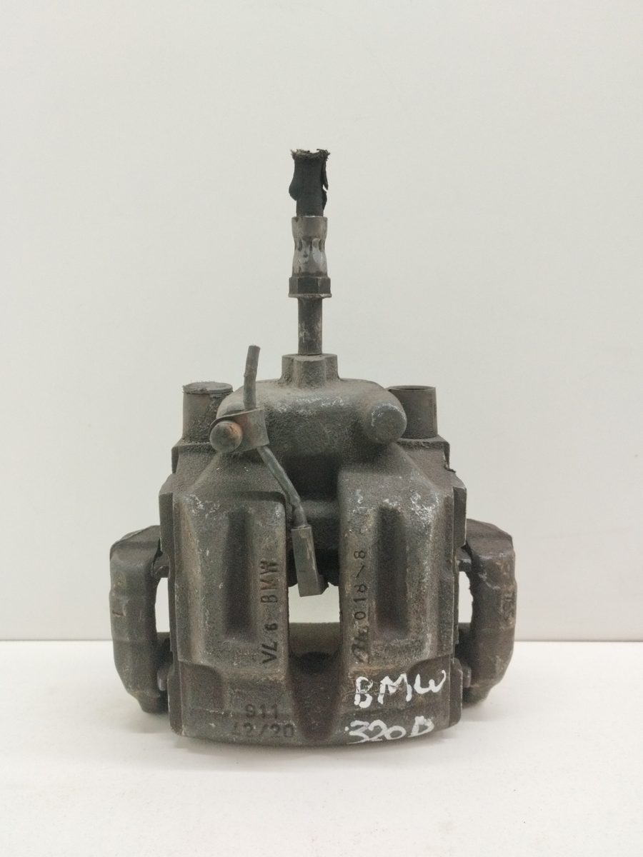 Mordaza de Freno Delantera Derecha BMW Serie 3 Berlina (E46) 1998-2006 320d 2.0L 100kW AT