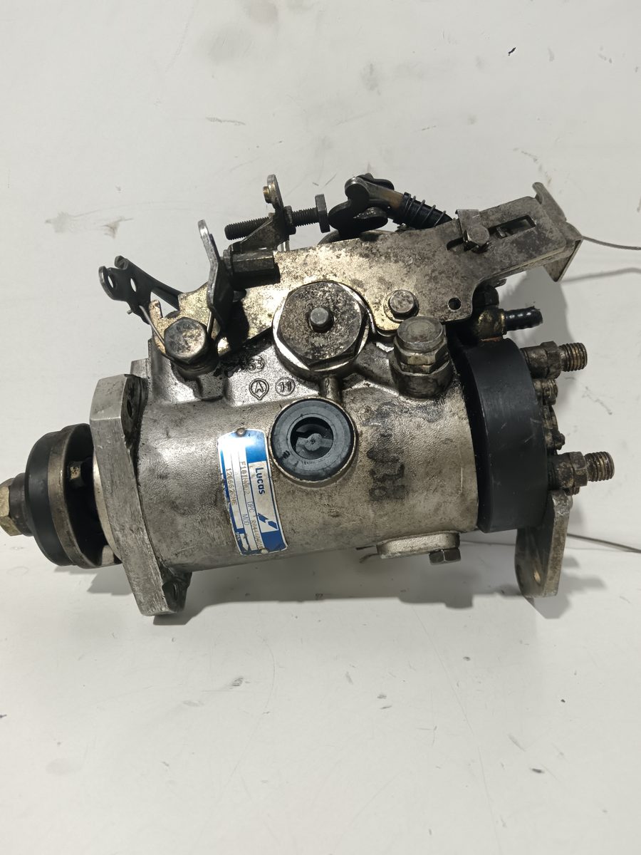Bomba Inyeccion Ford Fiesta Berlina (DX) 1999-2002 Ambiente 1.8L 55kW R8444B401A