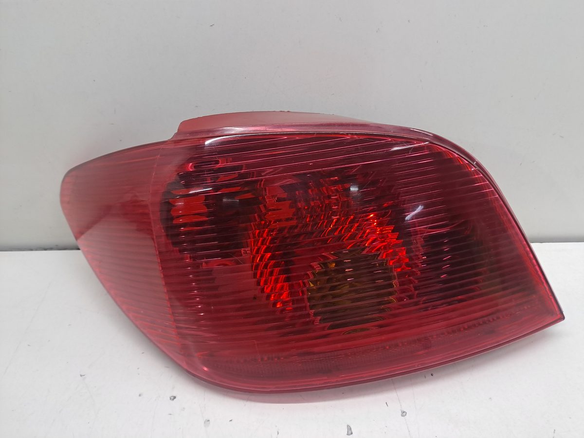 Farol Trasero Izquierdo Exterior Peugeot 307 (S1) 2001-2005 XS 89025499