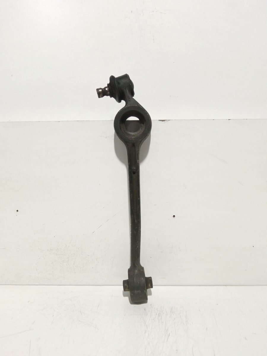 Parrilla de Suspension Inferior Delantera Derecha Audi 100 Avant (445) desde 1988 1,8