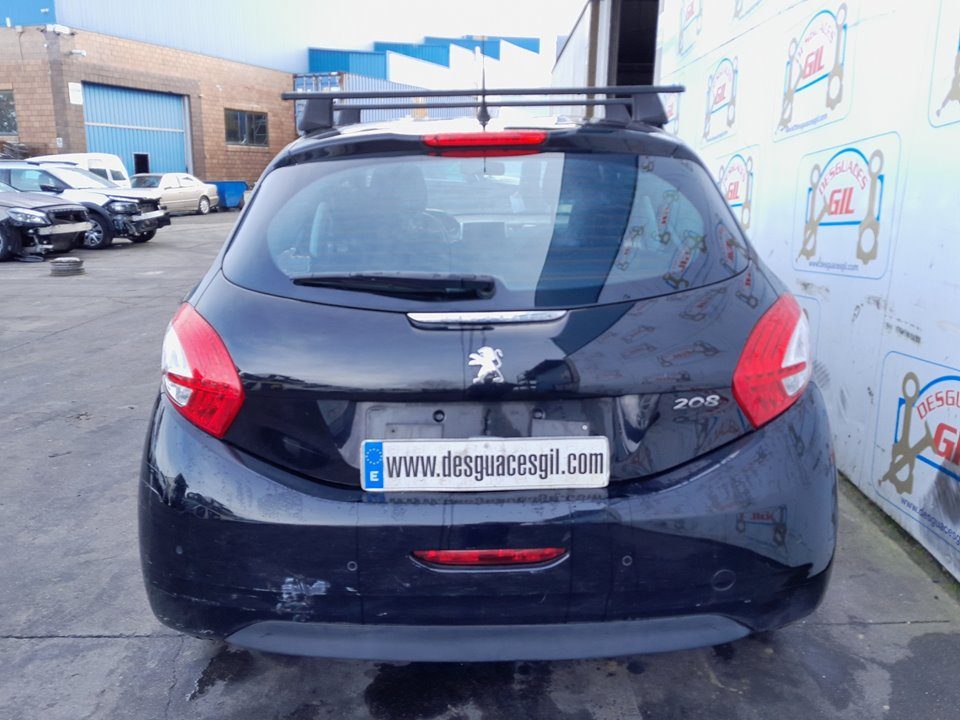 Rejilla De Torpedo Peugeot 208 2012-2019 Style