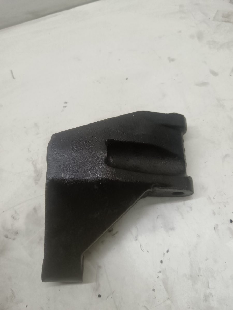 Soporte Motor Delantero Nissan Pick-up (Y720) desde 1982