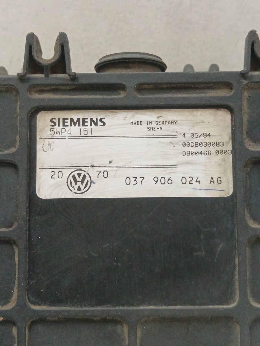 Centralita Motor Uce Volkswagen Golf III Berlina (1H1) 1991-1998 CL 1.9L 47kW 037906024AG