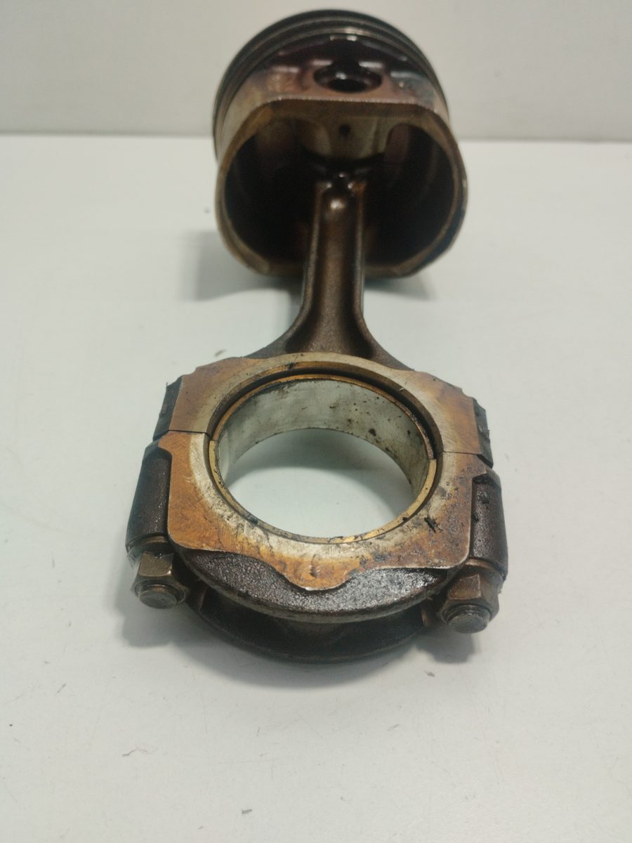 Piston Y Biela Renault Clio Ii Fase I (B/CBO) 1998-2001 1.6 Initiale (B/CBOD) 1.6L 66kW