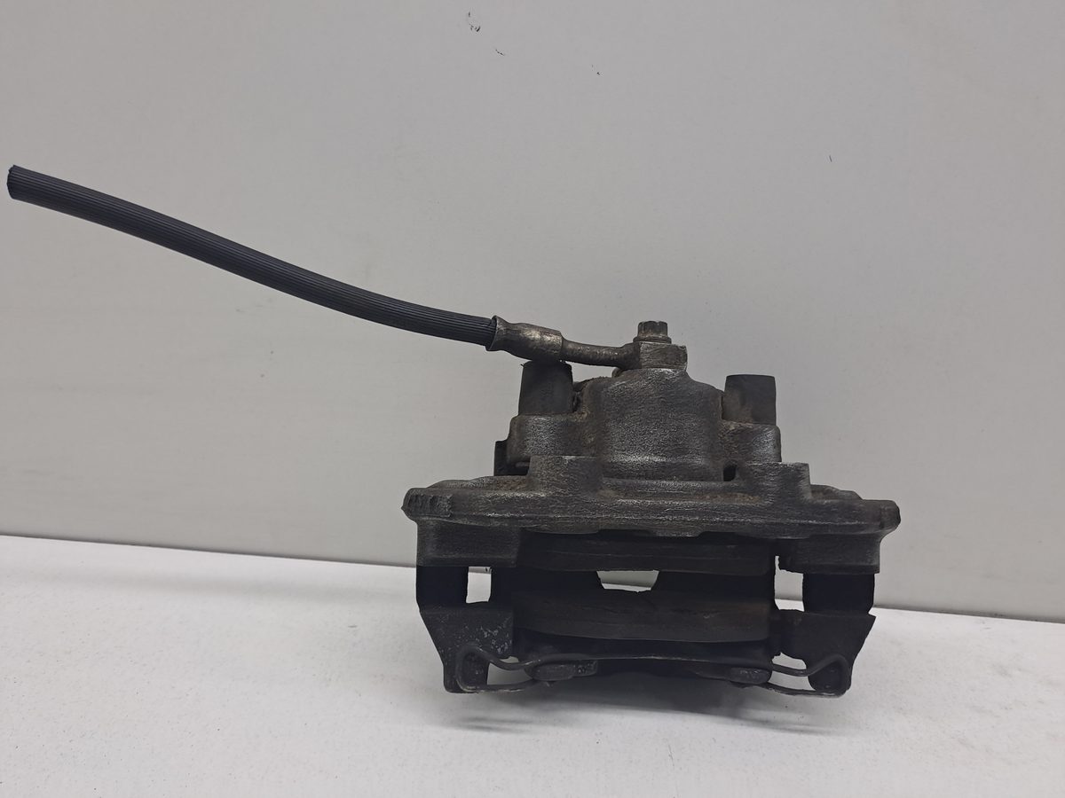 Mordaza de Freno Delantera Izquierda Opel Corsa B 1996-2000 Edition 2000 1.2L 48kW