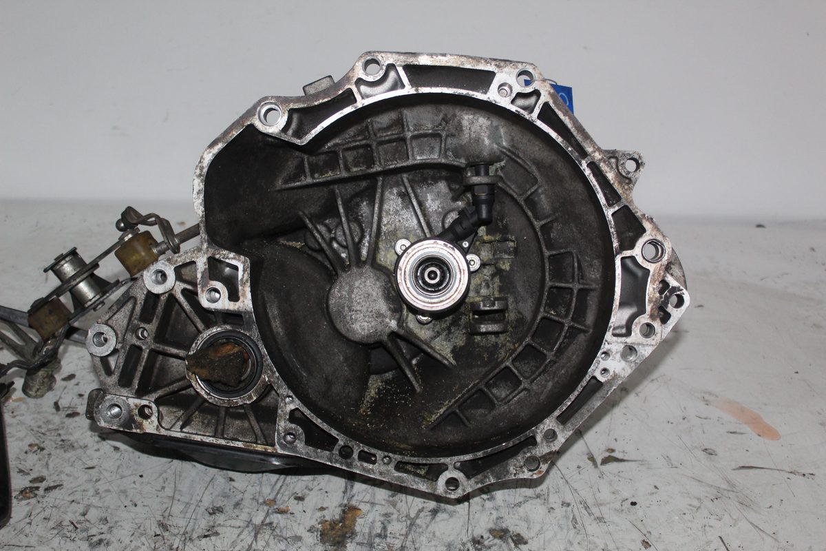 Caja Cambios Opel Astra H Berlina 2004-2007 R90400209