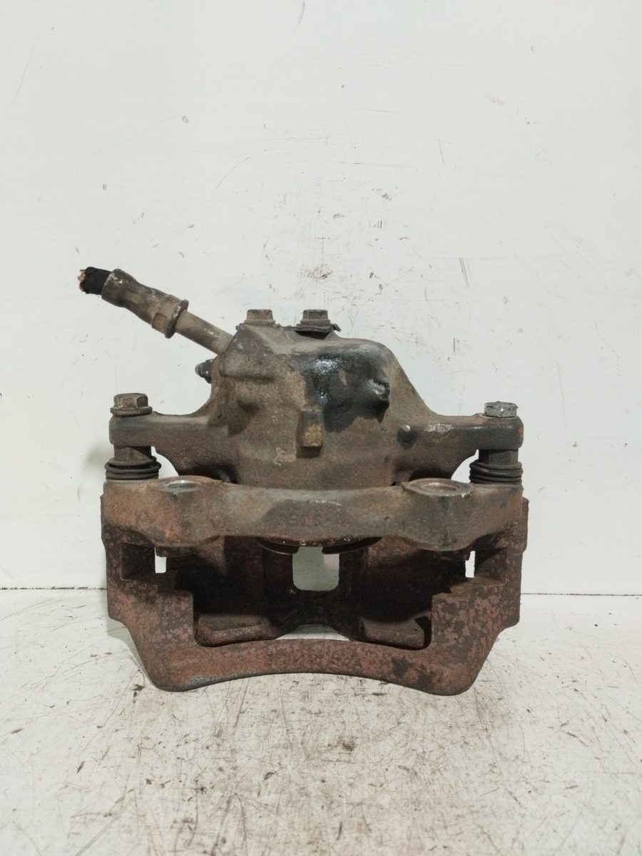 Mordaza de Freno Delantera Izquierda Volkswagen Golf III Cabrio (1E7) 1998-2000 1,6 LUCAS