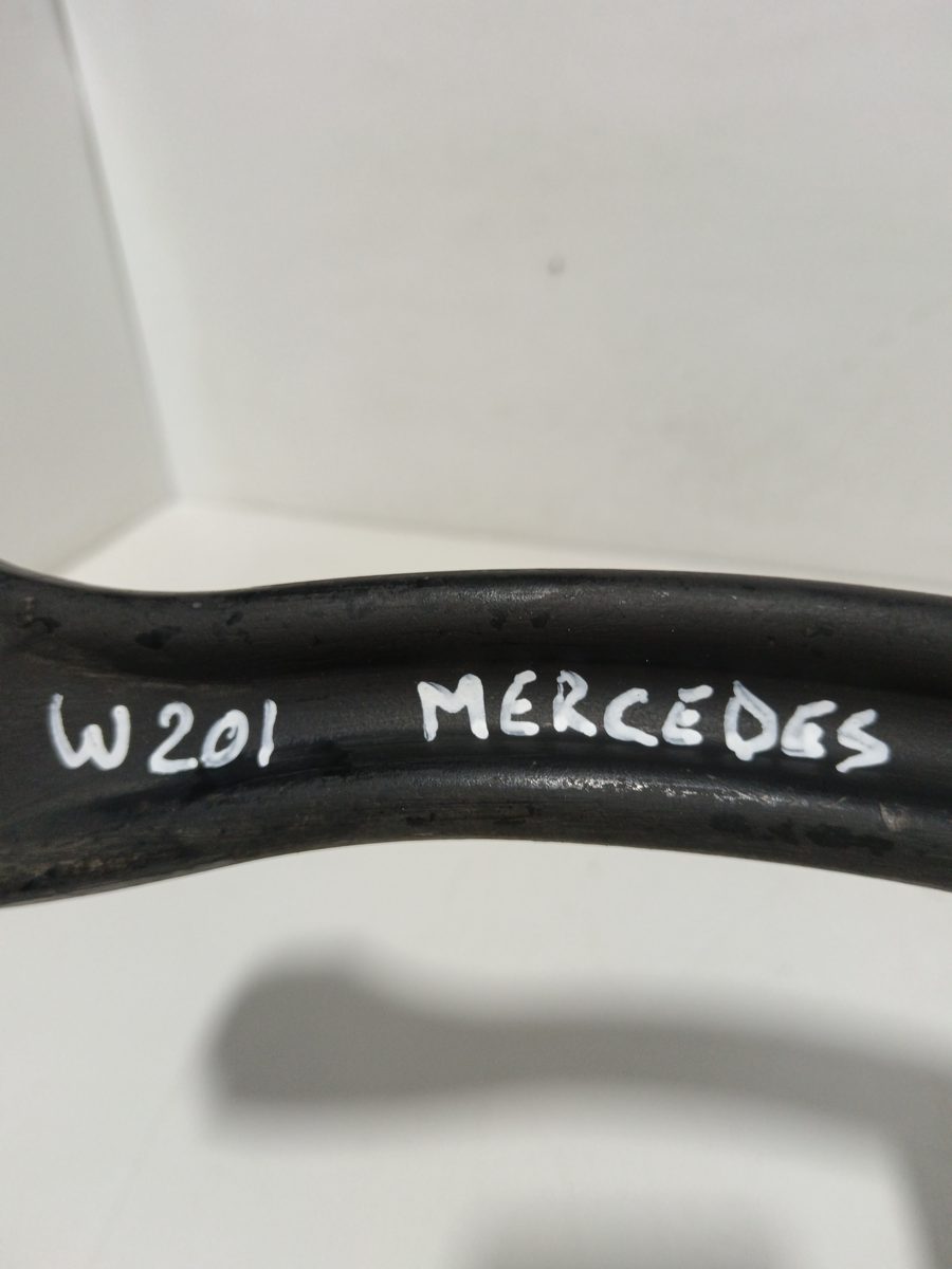 Brazo Suspension Superior Trasero Derecho Mercedes-Benz Clase C (W201) Berlina 1982-1993