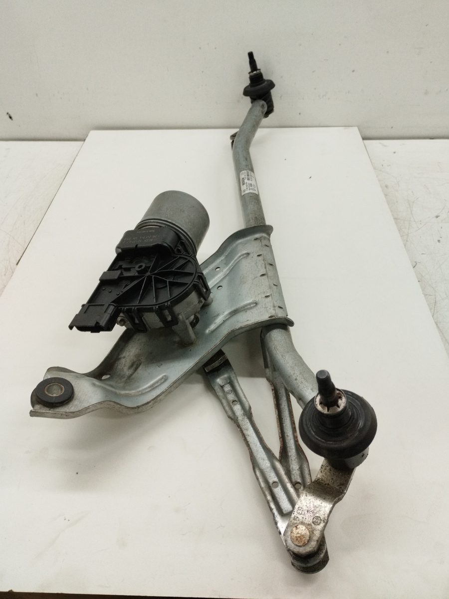 Motor Limpia Delantero Renault Sandero 2012-Actualidad Ambiance 1.2L 54kW 039241544