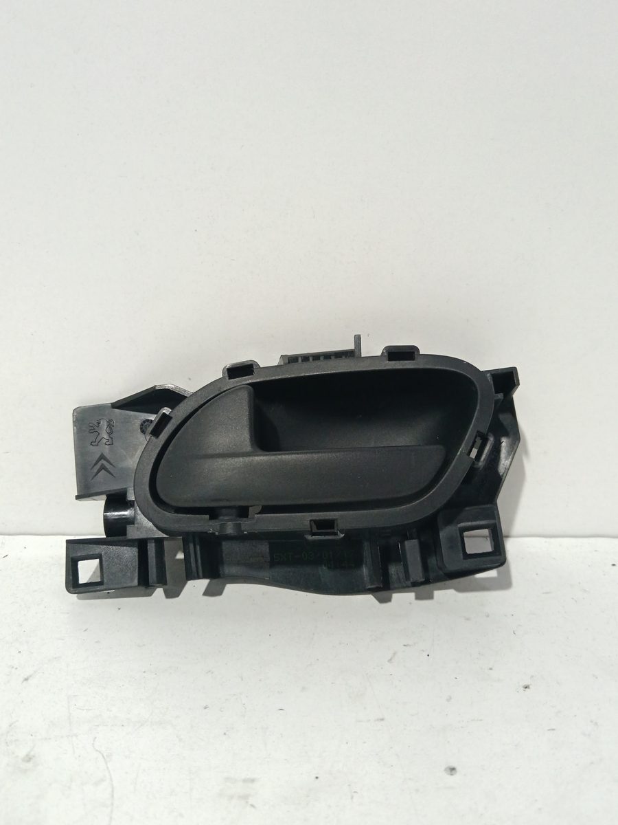 Manija Interior Delantera Izquierda Peugeot 208 2012-2019 Active 303966