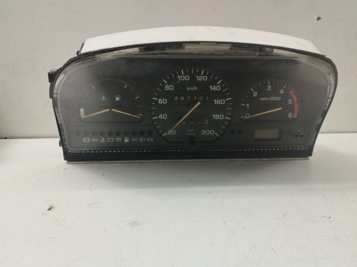 Tablero de Instrumentos SEAT Ibiza (6K) 1993-1999 1.9 Turbodiesel CAT (AAZ) 1L0919033E