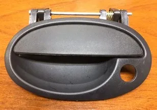 Manija de puerta exterior delantera izquierda