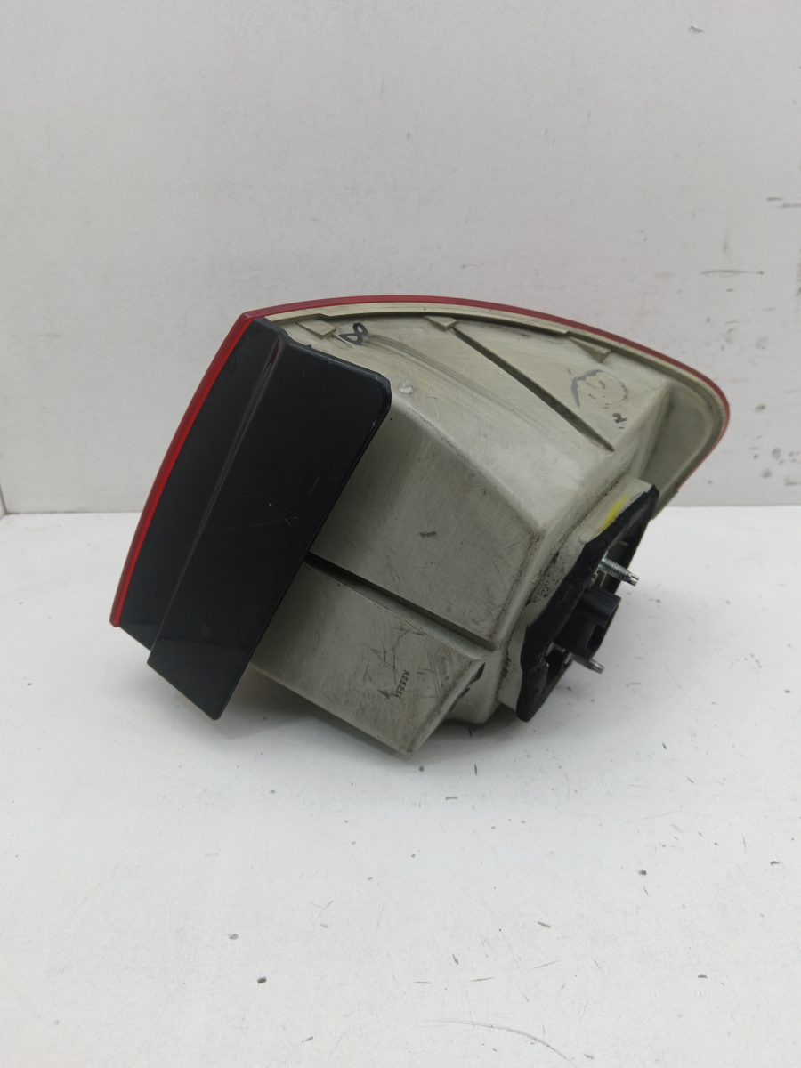 Farol Trasero Izquierdo Exterior Volkswagen Jetta (1K2) 2005-2010 1K5945095G