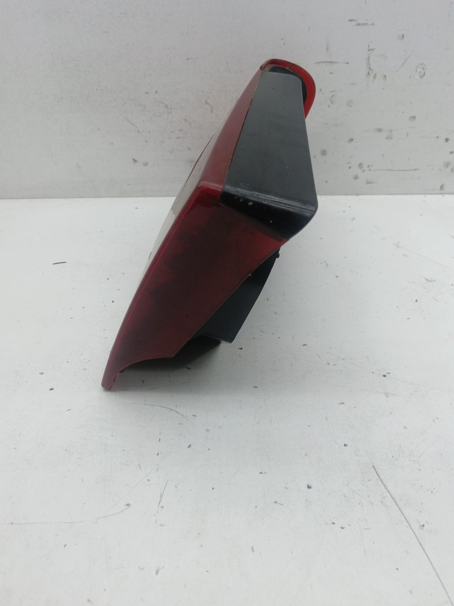 Farol Trasero Izquierdo Exterior Volvo Serie 460 1989-1997 Turbodiesel 460827