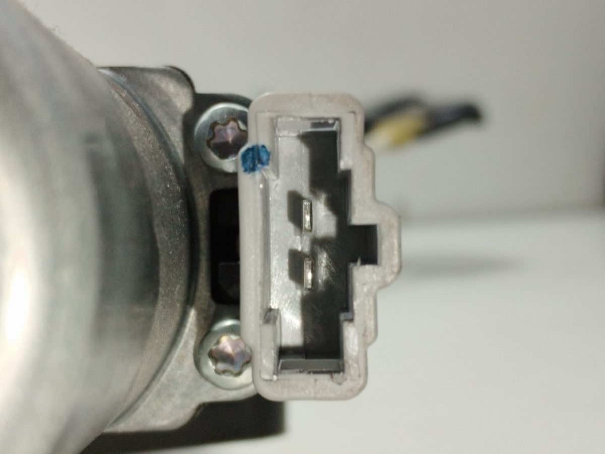 Alza Cristal Delantero Izquierdo Electrico Volkswagen Up! (121) 2011-2016 * 1S4857461A