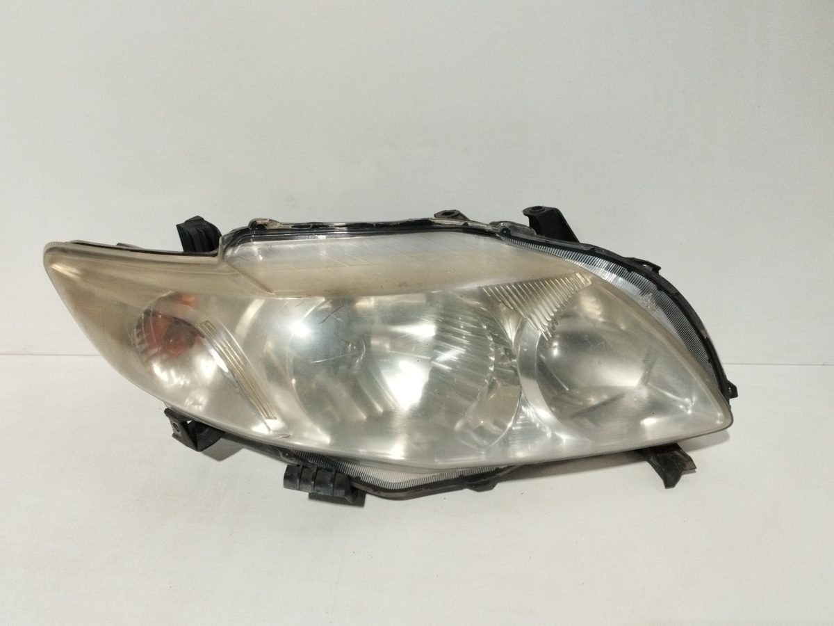 Faro Delantero Derecho Toyota Corolla (E15) 2006-2011 Luna 9922681017