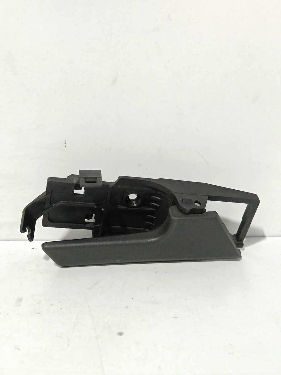 Manija Interior Trasera Derecha Chevrolet Aveo 2006-2012 LT