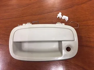 Manija de puerta exterior delantera izquierda