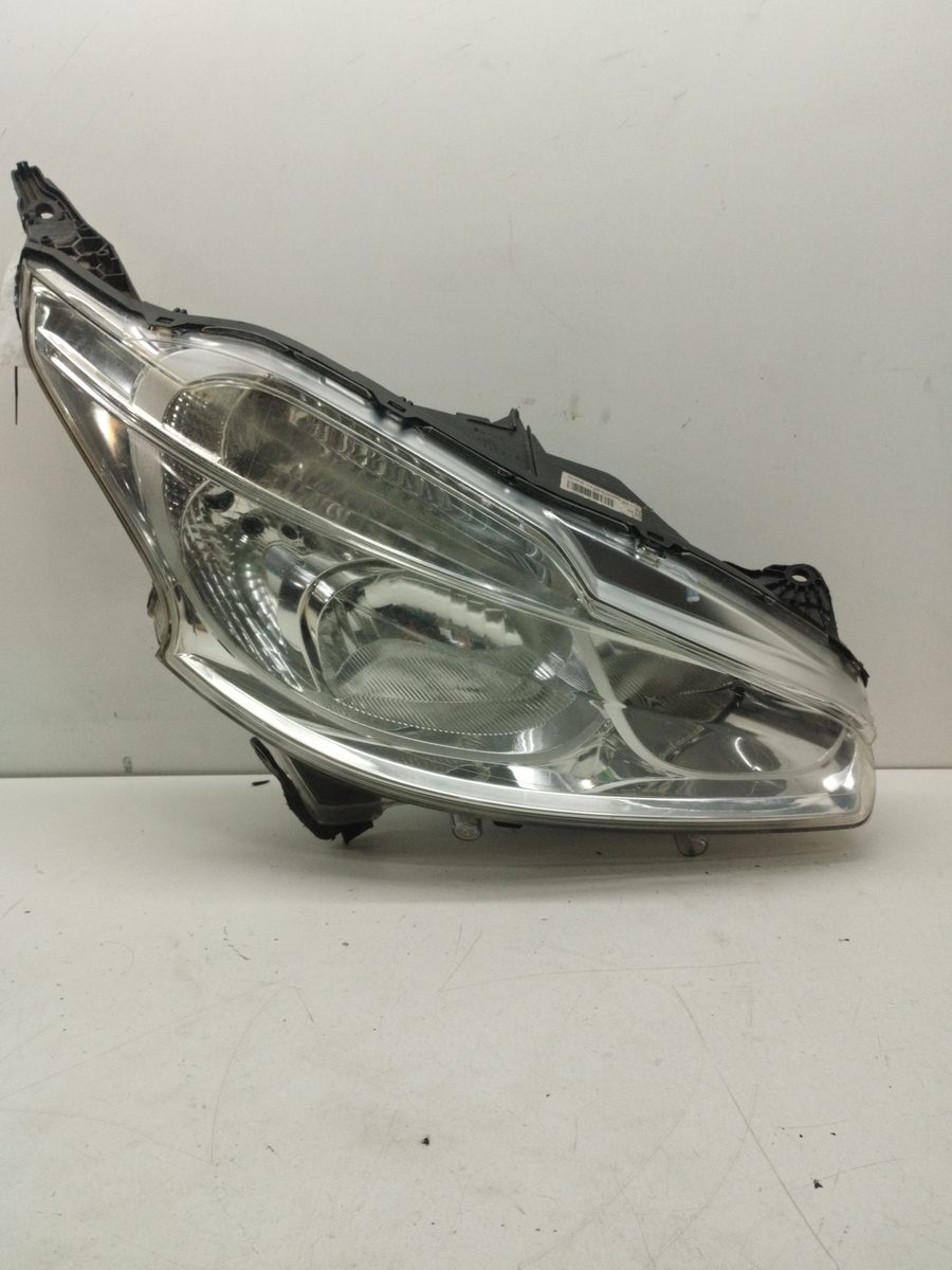 Faro Delantero Derecho Peugeot 208 2012-2019 Active 9802221280