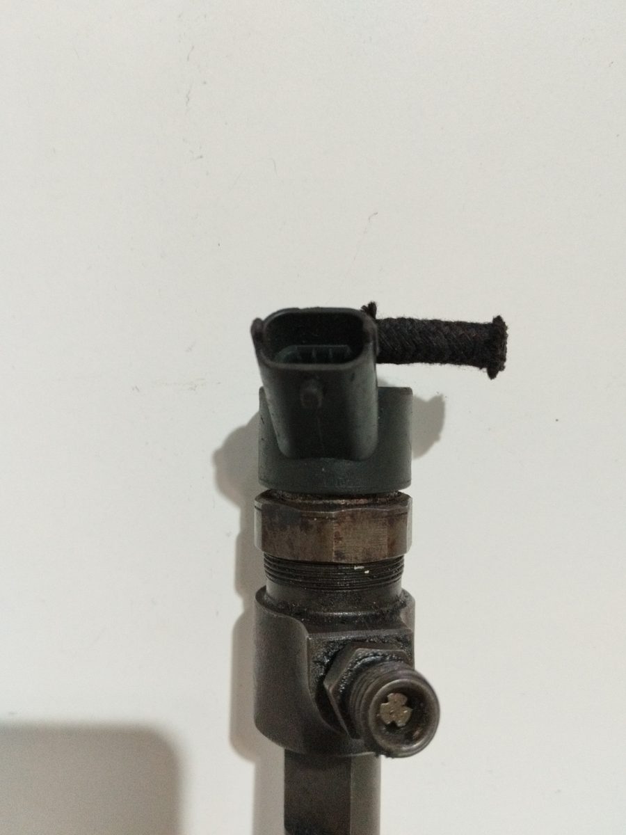 Inyector Opel Vectra C Berlina 2002-2005 Comfort 1.9L 110kW 0445110165