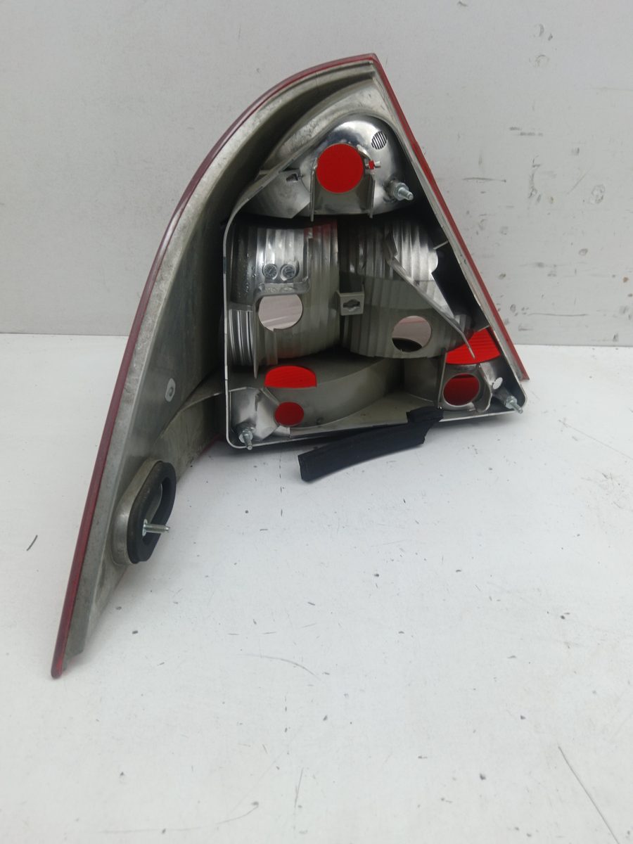 Farol Trasero Derecho Exterior Mercedes-Benz Clase C (W203) Berlina 2000-2007