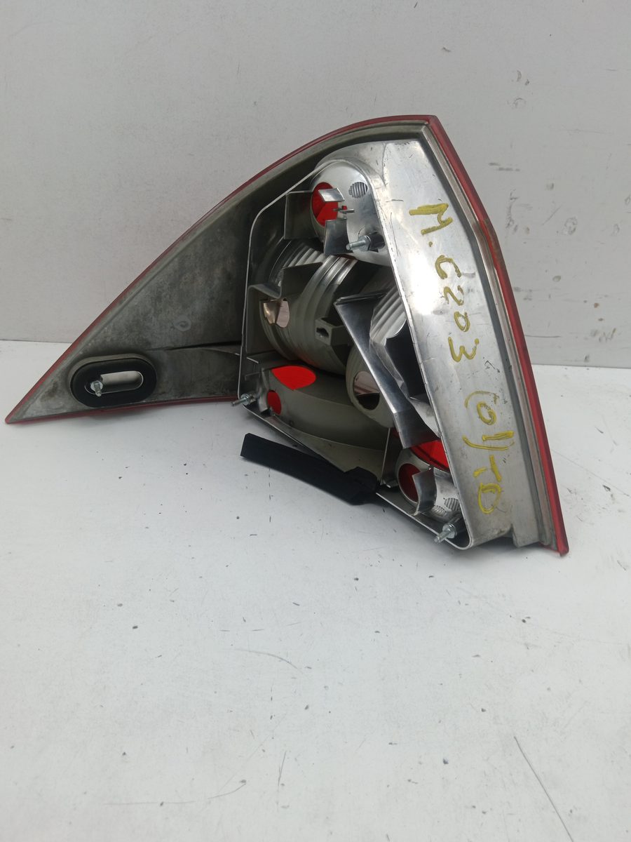 Farol Trasero Derecho Exterior Mercedes-Benz Clase C (W203) Berlina 2000-2007