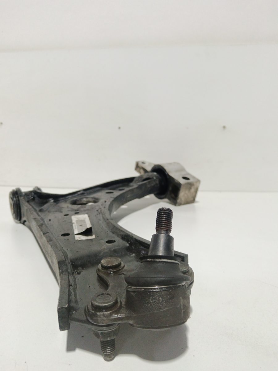 Parrilla de Suspension Inferior Trasera Izquierda Volkswagen Jetta (1K2) 2005-2010 199231G