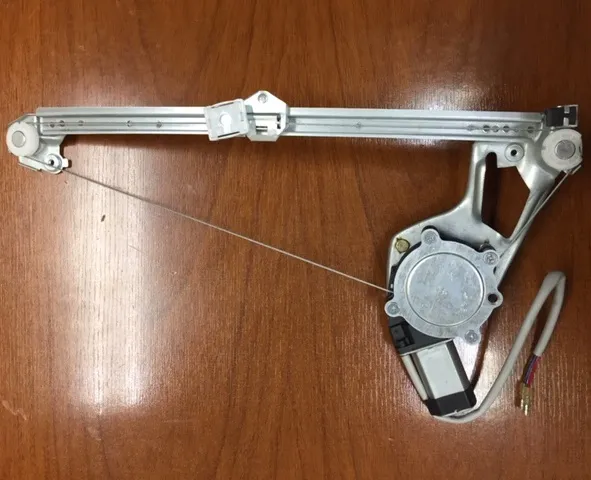LEVANTACRIS TRA IZQ MB W201 (ELE C/MOTOR)