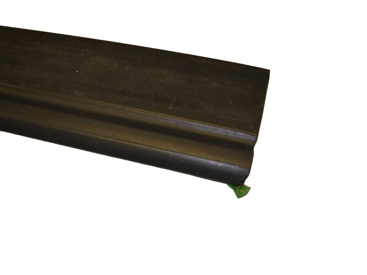 MOLDURA LATERAL PUERTA DELANTERA DERECHA ISUZU TF *GOMA*