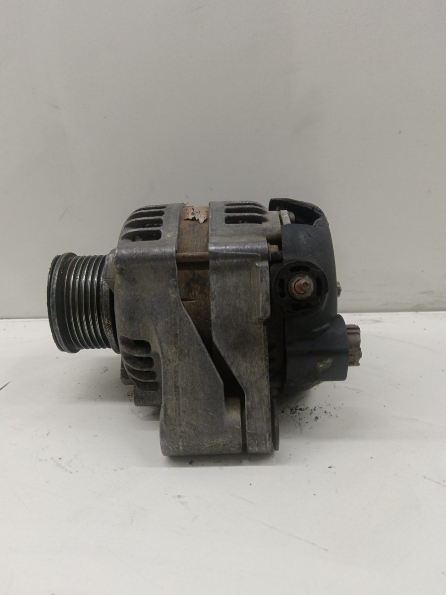 Alternador Toyota Hilux 1997-2004 HILUX I 270600L021