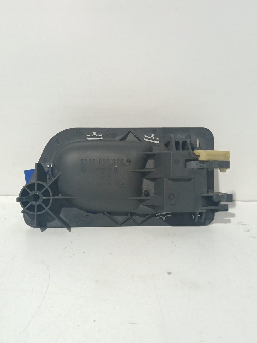 Manija Interior Delantera Izquierda Renault Laguna (B56) 1998-2001 RT 7700823286