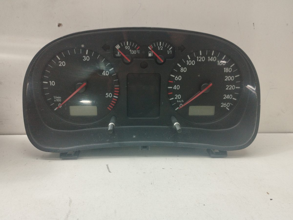 Tablero de Instrumentos Volkswagen Golf IV Berlina (1J1) 1997-2003 Conceptline 1J0920806G