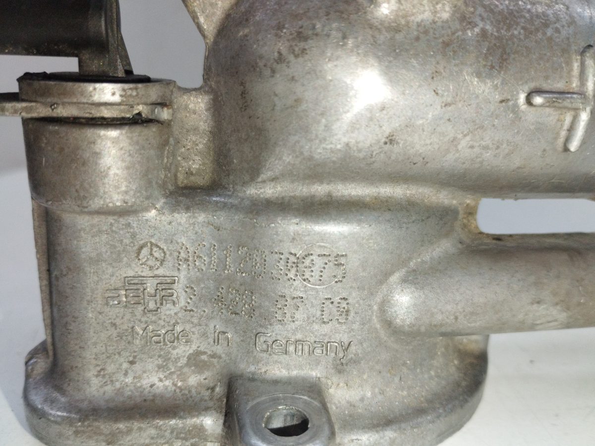 Termostato Mercedes-Benz Clase E (W210) Berlina Diesel 1995-2002 A6112030875