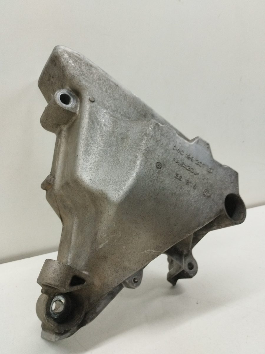 Soporte Motor Derecho Volkswagen Up! (121) 2011-2016 * 04C199207D