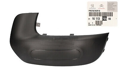 Moldura de paragolpes delantero