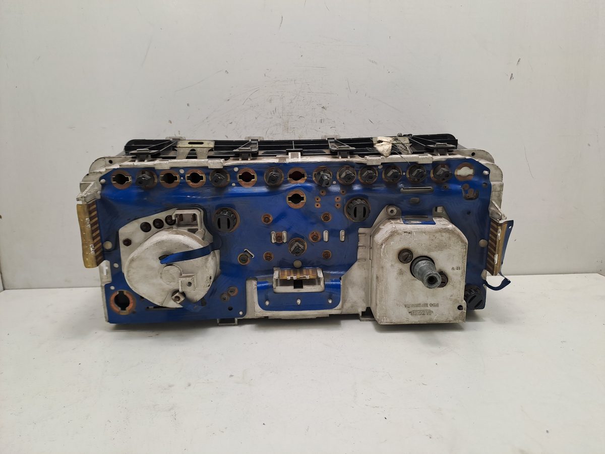 Tablero de Instrumentos Renault 21 Berlina (B/L48) desde 1985 2.1 Diesel 8466610