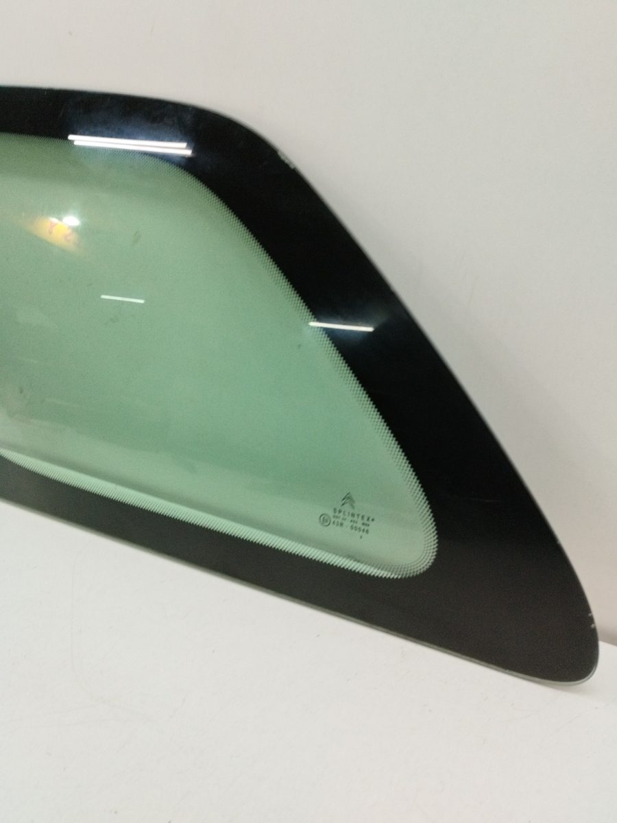 Vidrio Lateral Trasera Izquierda Citroën Xsara Break 1997-2006 (NFU / TU5JP4) 43R00048