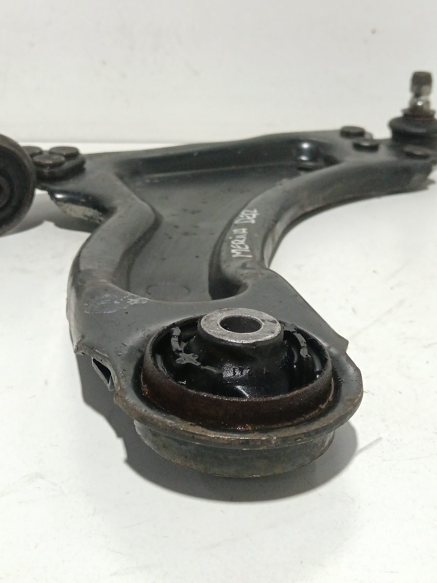 Parrilla de Suspension Inferior Trasera Derecha Chevrolet Corsa B 1993-1997 Swing 2493