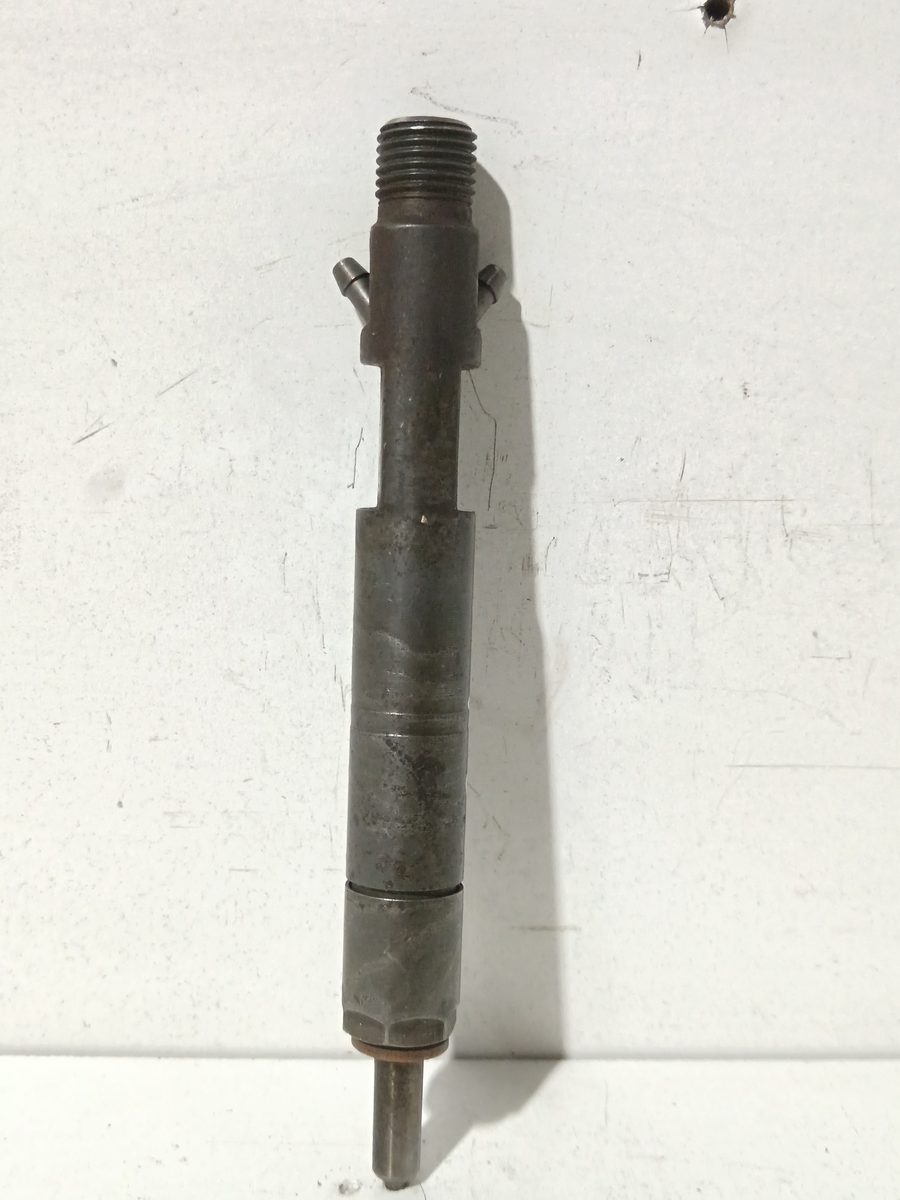 Inyector Ford Focus Berlina (CAK) 1998-2004 1.8 TDDI Turbodiesel CAT 1.8L 66kW FJBB01702D