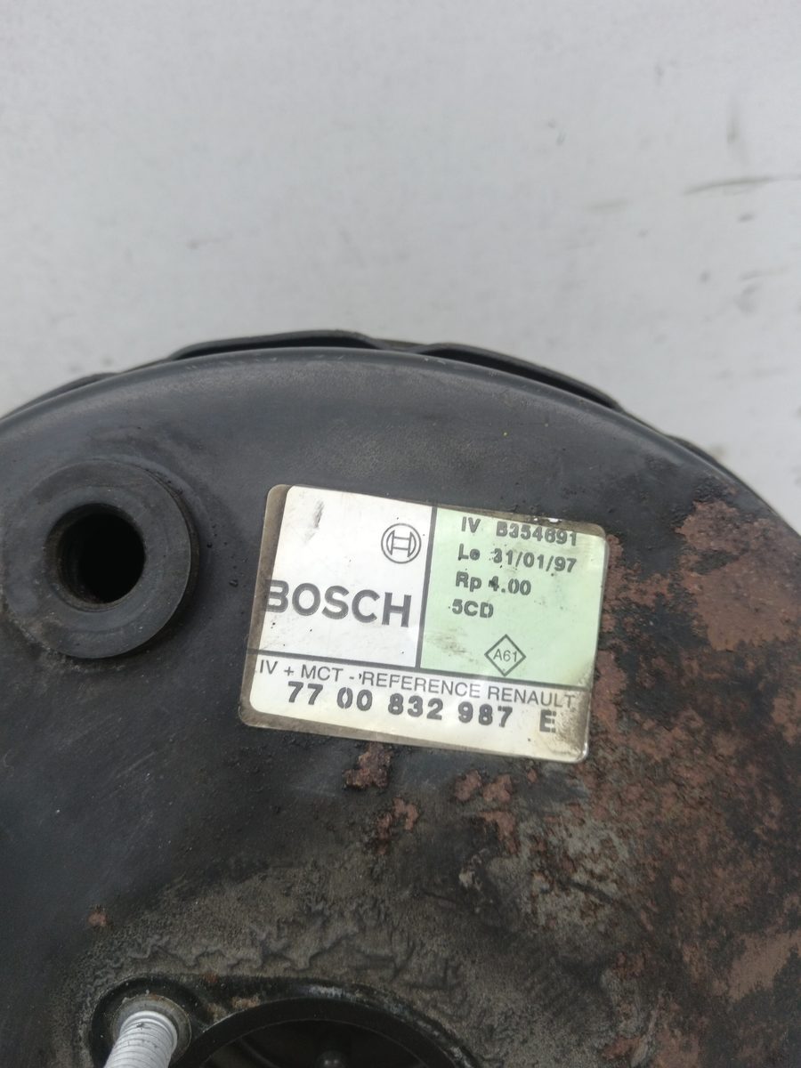 Servofreno Renault Megane I Classic (LA0) 1996-2001 1.9 D Europa 1.9L 47kW 7700832987