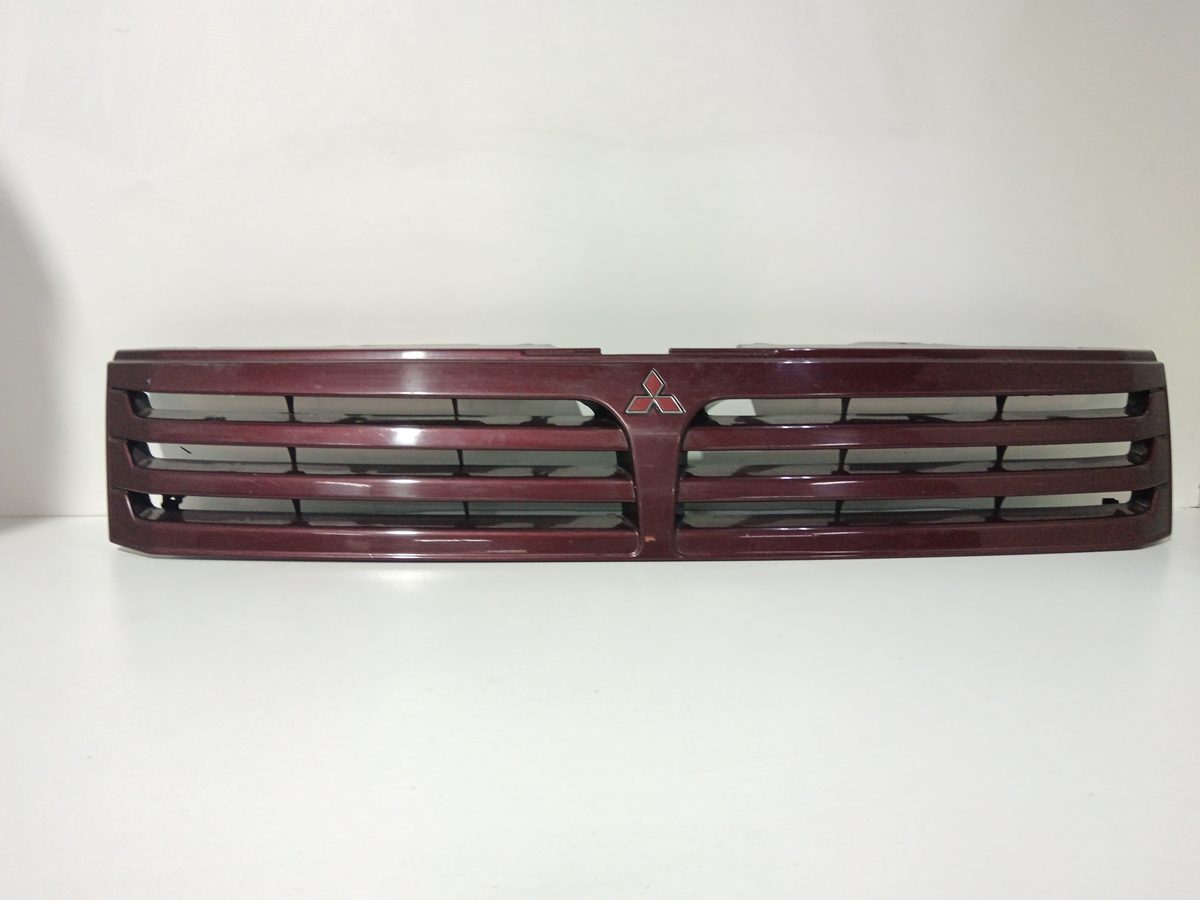 Careta Mitsubishi Space Wagon (N80/N90) 1998-2005 GLX