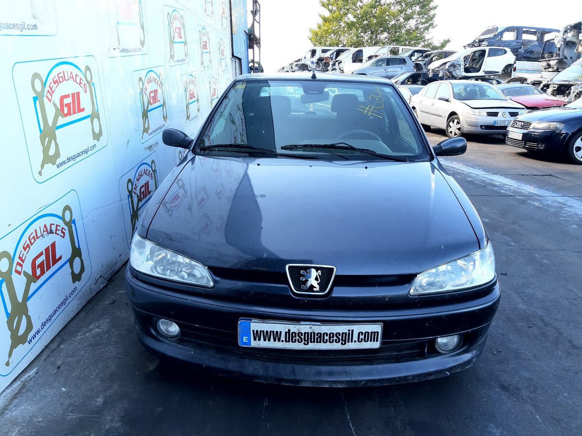 Puerta Delantera Derecha Peugeot 306 Berlina 3/4/5 Puertas (S2) 1997-2003 XS