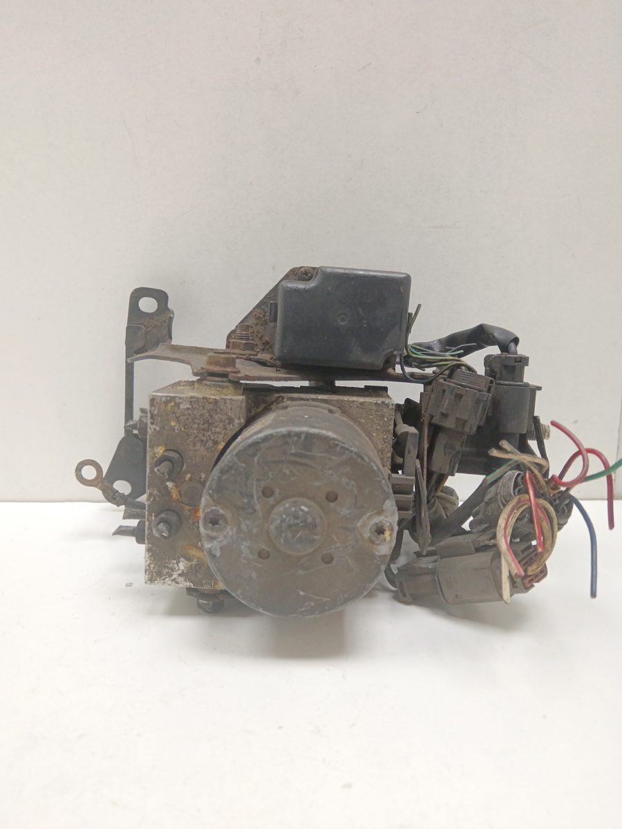 Modulo Abs Subaru Legacy Berl./familiar B12 (BE/BH) 1998-2003 2.5 16V CAT 2.5L 115kW