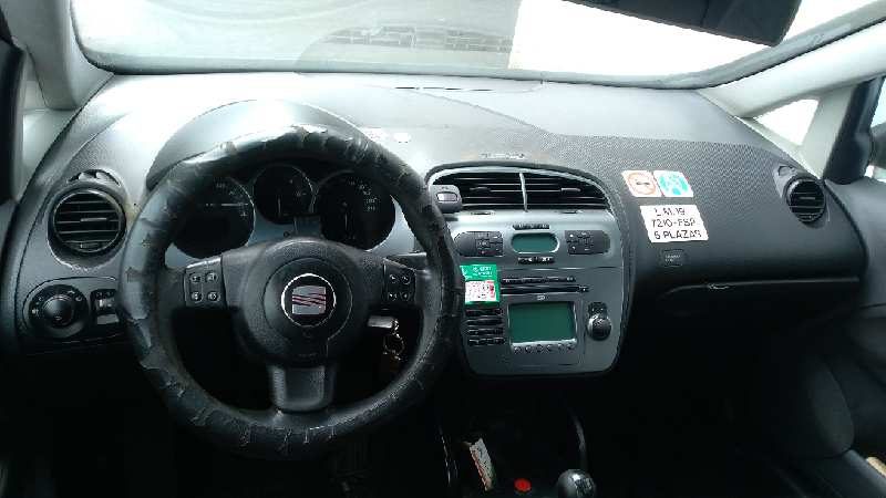 Puerta Delantera Izquierda SEAT Toledo (5P2) 2004-2009 Magnus