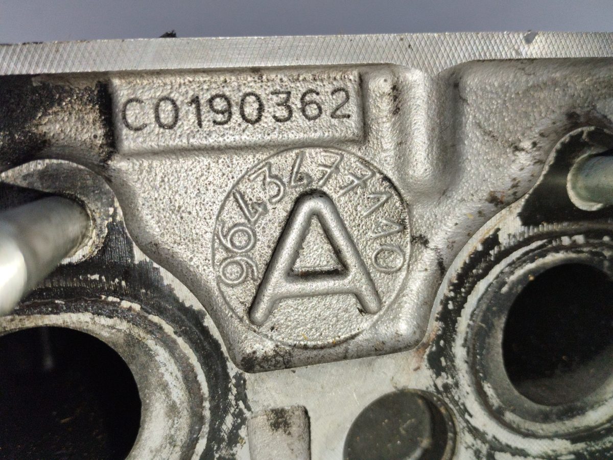 Tapa De Cilindros Citroën C3 1995-2010 1.4 HDi Premier 1.4L 50kW 9643477110