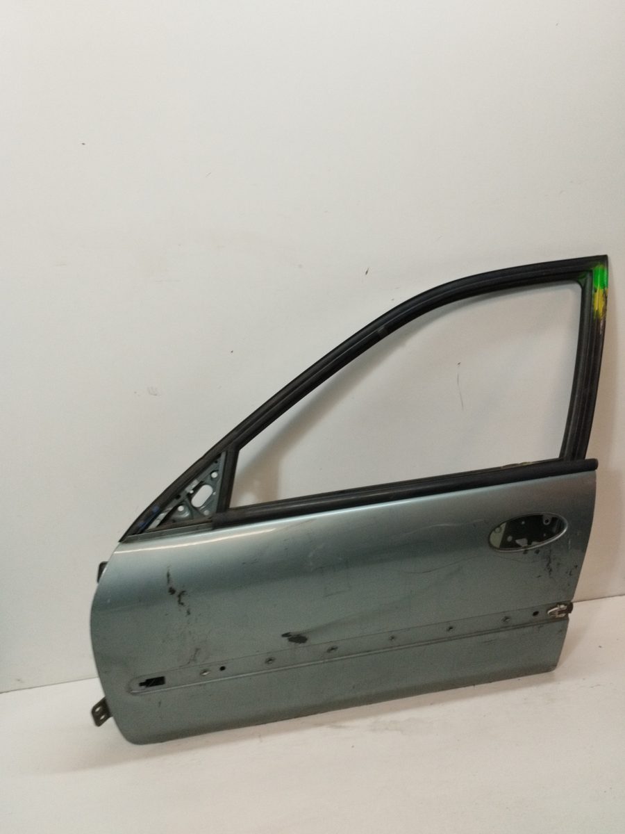 Puerta Delantera Izquierda Renault Laguna (B56) 1998-2001 RT