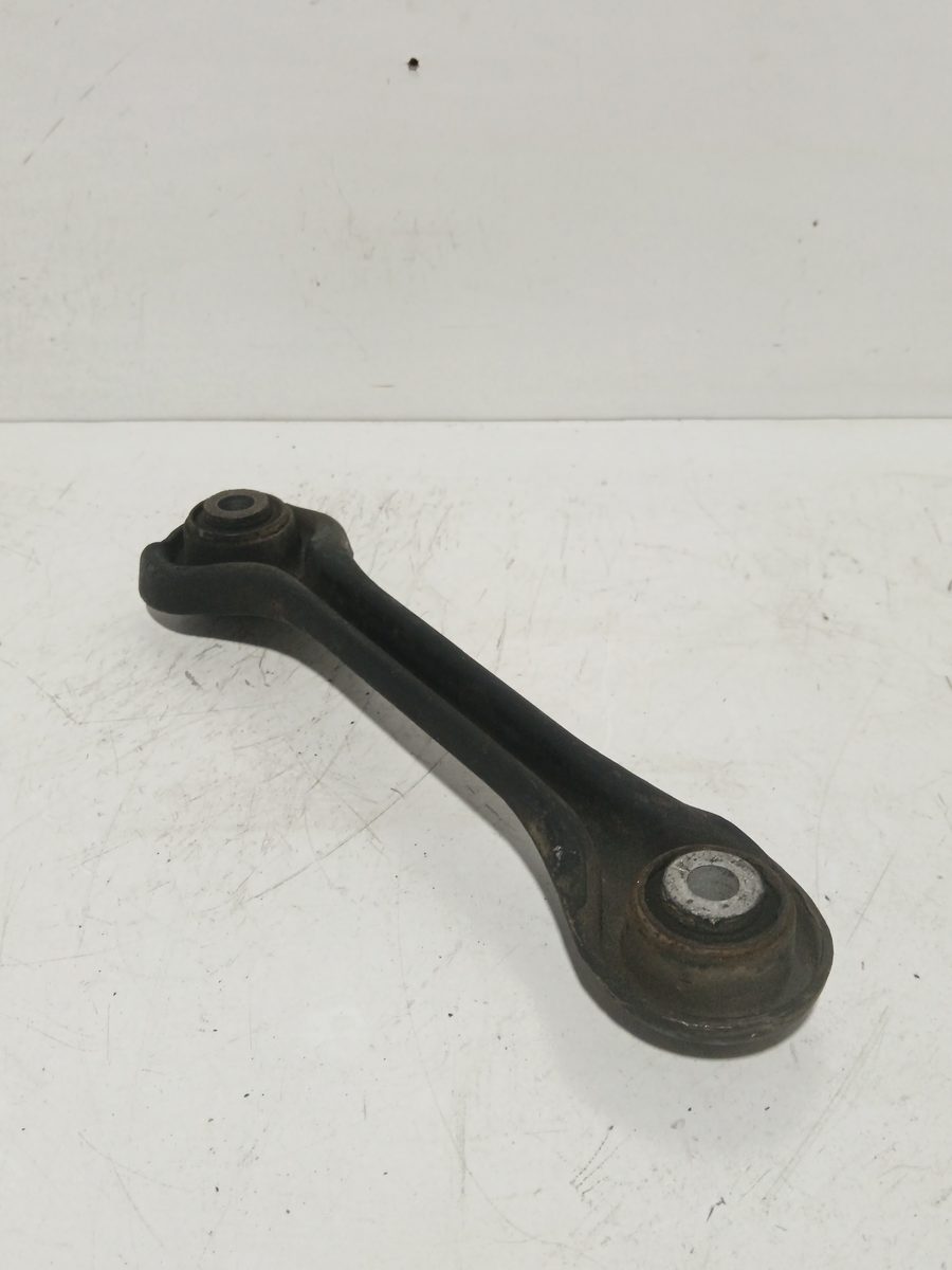 Parrilla de Suspension Superior Trasera Derecha Mercedes-Benz Clase C (W202) Berlina