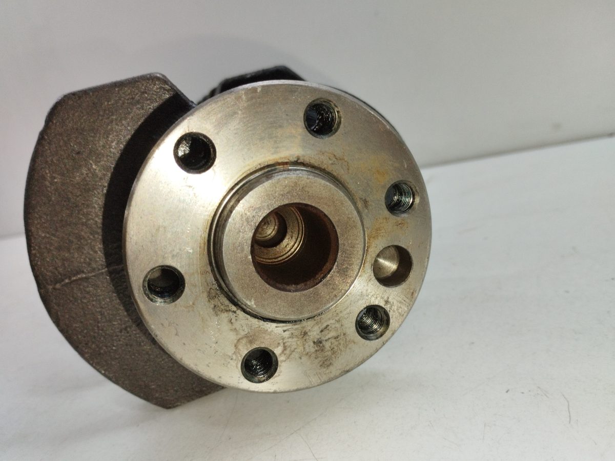 Cigueñal Opel Kadett E 1984-Actualidad California Berlina 1.6L 40kW 90156373