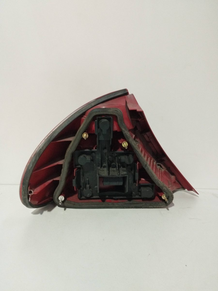 Farol Trasero Derecho Exterior Ford Mondeo Berlina (GD) 1996-2001 CLX E26028